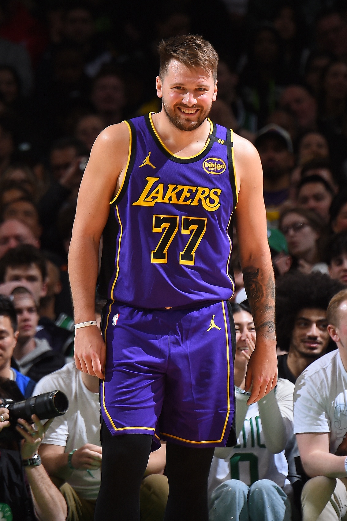 大錢！湖人可以在27年內與Doncic簽約3.23億 如果您等待1年 則可以簽署4.18億次5年