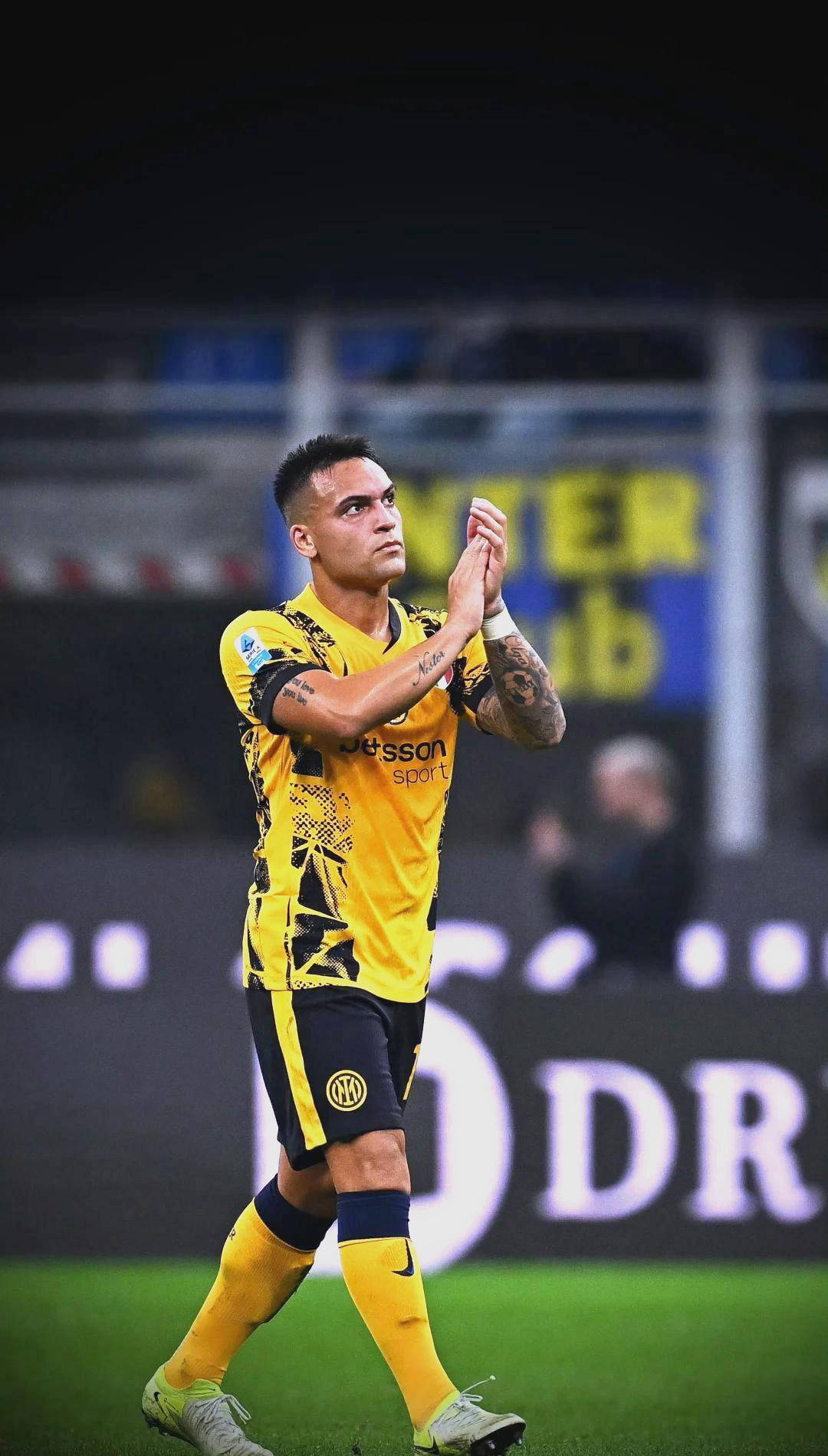 再見 國際米蘭！ “大核”正式宣布其離開！意大利國際中場+才華橫溢的射手